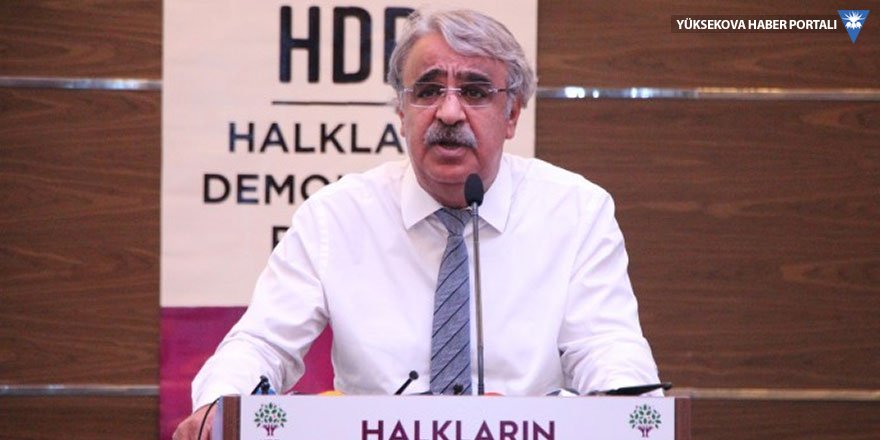Sancar: AYM HDP'yi kapatırsa kendini kapatma kararı da vermiş olur