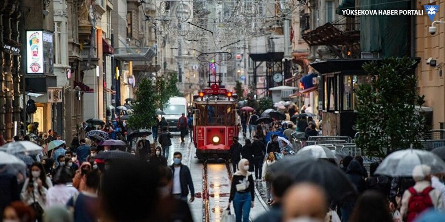 Türkiye'de koronavirüs kaynaklı toplam can kaybı 10 bini geçti