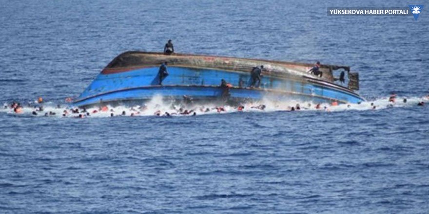 Libya açıklarında mülteci gemisi battı: 74 ölü
