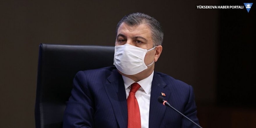 Sağlık Bakanı Koca: Maskenizi sigara için çıkarmayın