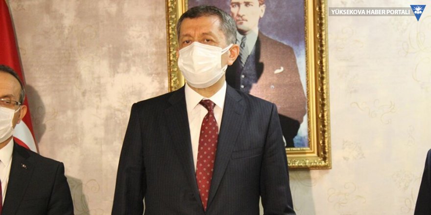 Milli Eğitim Bakanı Selçuk'tan çocuklara maske ve mesafeli fiziksel aktivite çağrısı