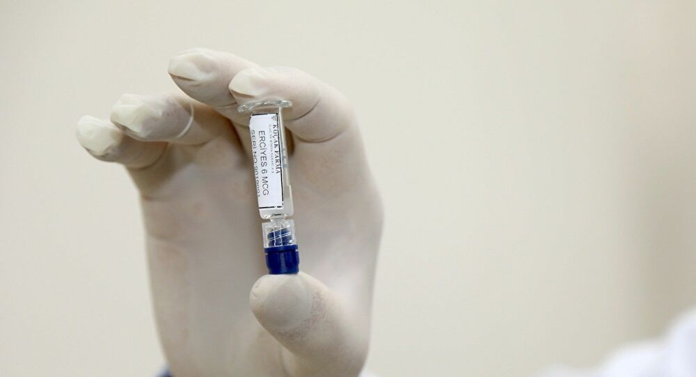Koca: Milli aşı adayının gönüllülere ikinci doz uygulaması bugün başladı, umutluyuz