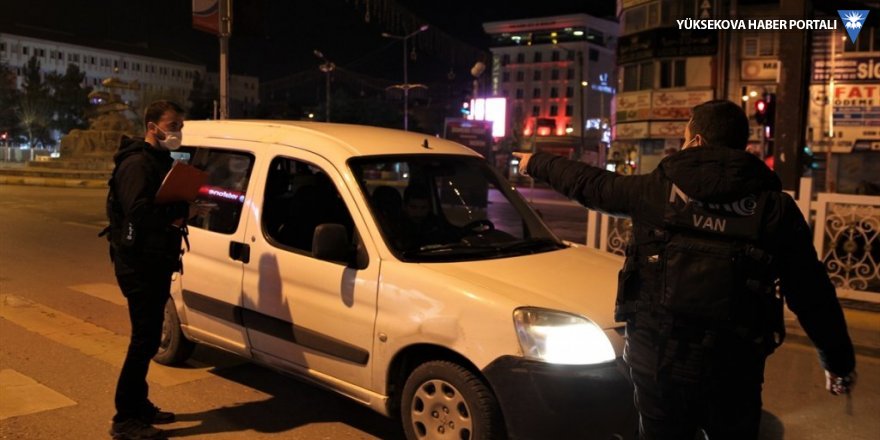 Van, Muş, Bitlis ve Hakkari'de sokaklar sessizliğe büründü
