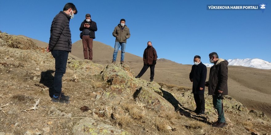 Van'da Urartular dönemine ait kayalara oyulmuş tekerlek kalıpları bulundu