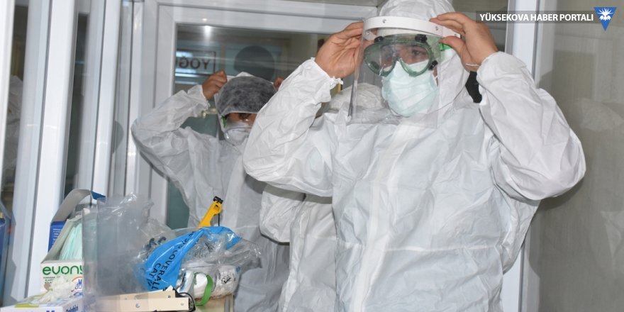 Türkiye'de koronavirüs nedeniyle 174 kişi hayatını kaybetti