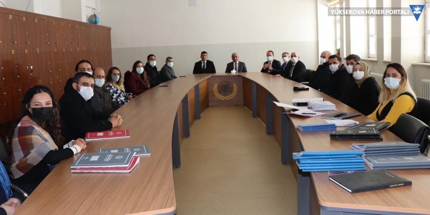 Yüksekova'da eğitim değerlendirme toplantısı düzenlendi