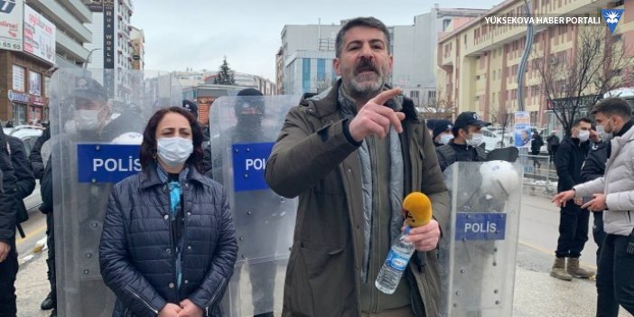 Van'da HDP binası ablukaya alındı, vekiller eylem başlattı