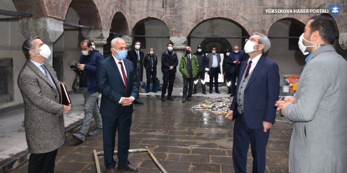 Ankara Üniversitesi akademik heyeti Hakkari'de