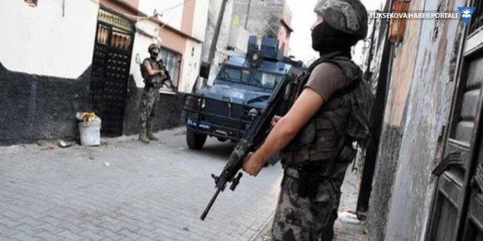 Diyarbakır'da operasyon: En az 17 kadın gözaltında