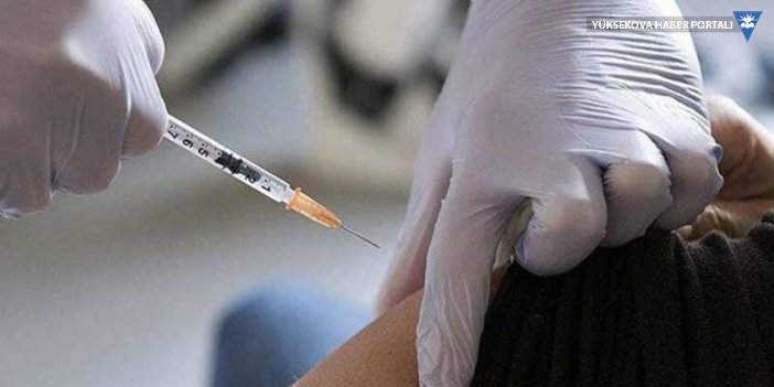 BioNTech aşısında ikinci doz randevuları ertelendi