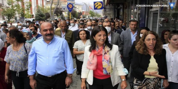 HDP Hakkari ziyareti: Polis slogan atılmasına izin vermedi