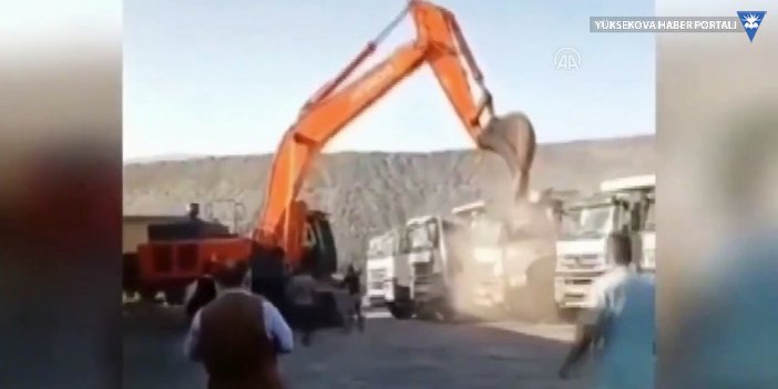 Şırnak’taki kömür ocağında maaşı ödenmeyen işçi iş makinesiyle kamyonları parçaladı