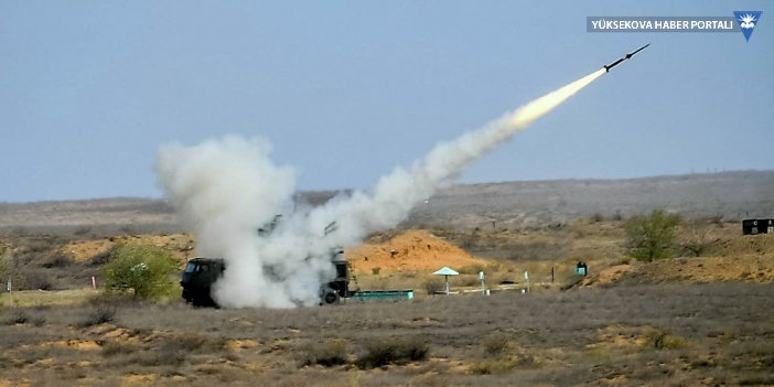 Rusya: Suriye hava savunması İsrail uçaklarının attığı 12 füzenin 10'unu vurdu