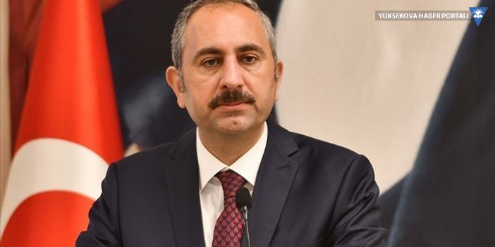 Adalet Bakanı Abdülhamit Gül istifa etti, yerine Bekir Bozdağ atandı