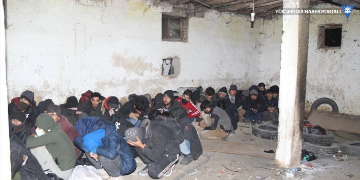 Edremit'te Afganistan uyruklu 128 göçmen yakalandı