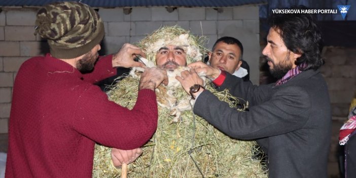 Van'da köylülerin kış eğlencesi "köse-gelin" geleneği yaşatılıyor