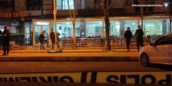 Diyarbakır’da kahvehaneye silahlı saldırı: 1’i ağır 3 kişi yaralandı