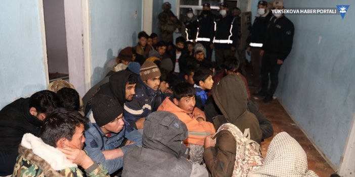 Van'da bir evde 50 göçmen yakalandı