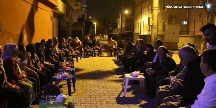 Cizre'de nöbet: Halkla HDP arasına engel koymak istiyorlar