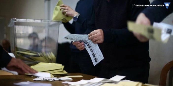 Son anket yayımlandı: AK Parti yüzde 30'un altına indi