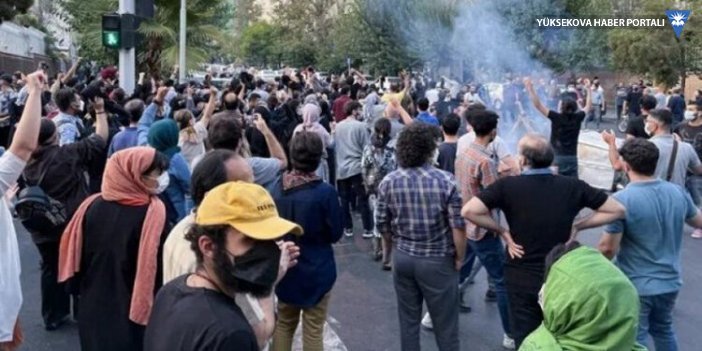 İran’da Mahsa Amini için düzenlenen protestolar sürüyor: 5 kişi yaşamını yitirdi