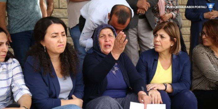 Şenyaşar ailesini ziyaret eden HDP'li Günay: Fail şu an Meclis’te
