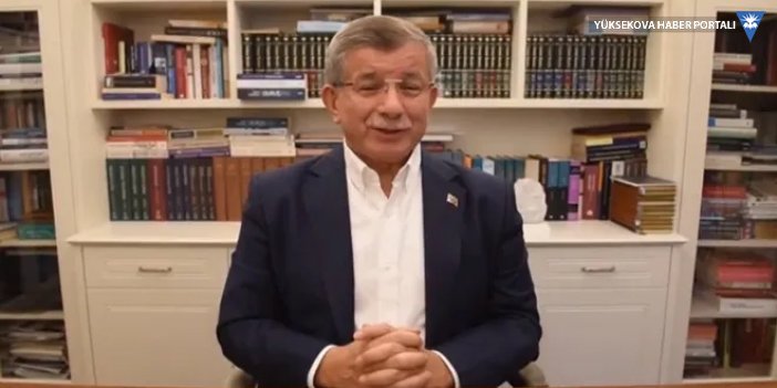 Ahmet Davutoğlu: Camide asla provokatörleri üzerimize salmayın
