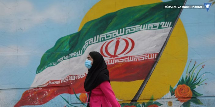 İran'da araç sahiplerine 'başörtüsü ihlali mesajı' uygulaması geri döndü