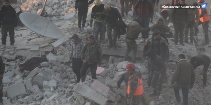 Halep'te Kürt mahallesi Şeyh Maksud'da 5 katlı bina çöktü: En az 12 ölü