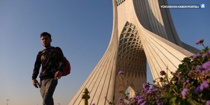 İran'da Azadi Kulesi’nin önünde dans eden çifte 10'ar yıl hapis cezası