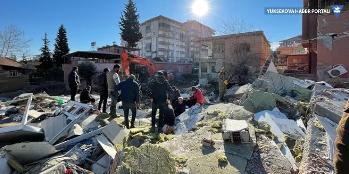 AFAD: 7,7'lik depremin ardından 648 sarsıntı meydana geldi
