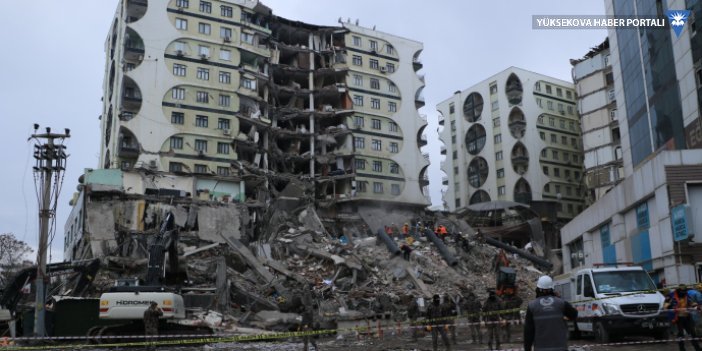 Diyarbakır'da 20 bina her an çökebilir!