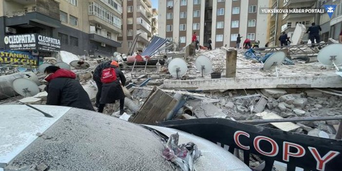 Urfa'da 6 katlı bina çöktü: Arama kurtarma çalışmaları başlatıldı