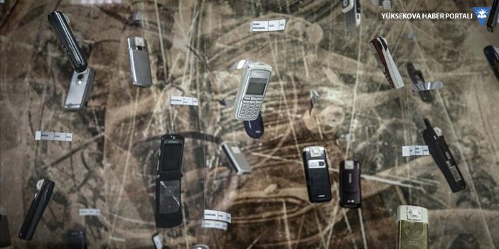 Deprem tuşlu telefonların satışını arttırdı: 'Şarjları bir haftaya kadar gidiyor'