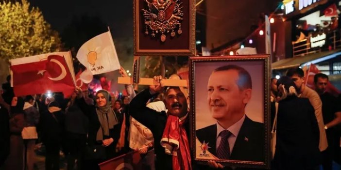 Guardian: Seçim Türkiye’deki sert siyasi kutuplaşmayı gösterdi