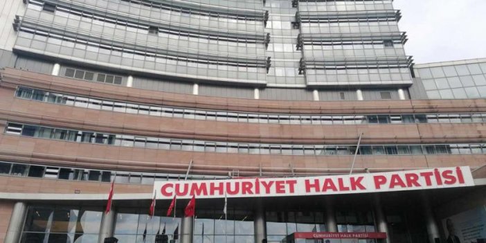 CHP'de kritik MYK toplantısı: Tüm MYK üyeleri istifa etti