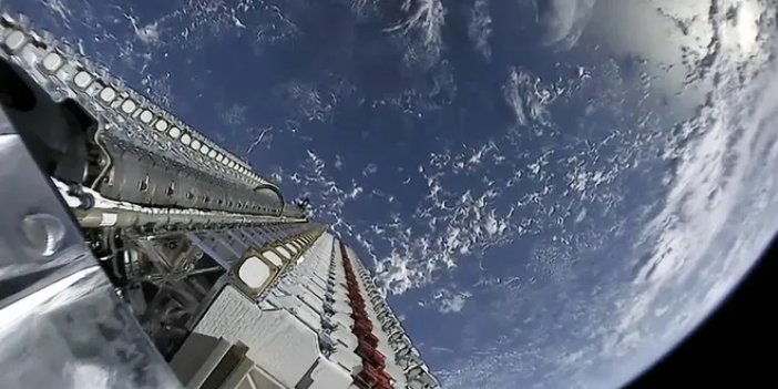 SpaceX uzaya 52 Starlink uydusu fırlattı: İnternet sağlayacak