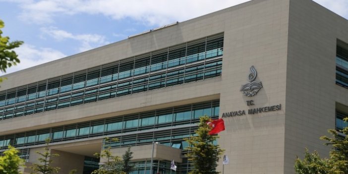 AYM, HDP'nin hesaplarına bloke konulması talebini reddetti