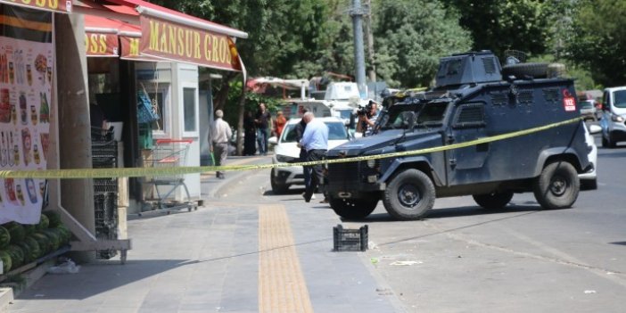 Diyarbakır'da mahalle bekçisinin silahlı saldırısı: 2 ölü