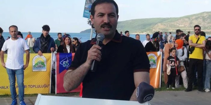 Tatvan Belediye Başkanı Geylani, belediye etkinliğinde yuhalandı