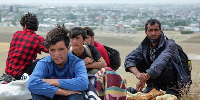 İran yaklaşık 18 bin düzensiz Afgan göçmeni sınır dışı etti