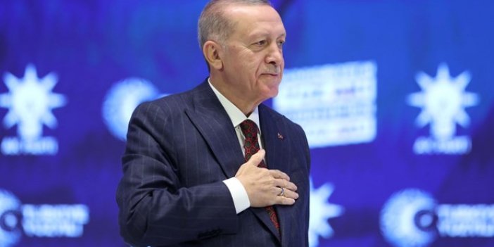 Erdoğan, AK Parti Genel Başkanlığına yeniden seçildi