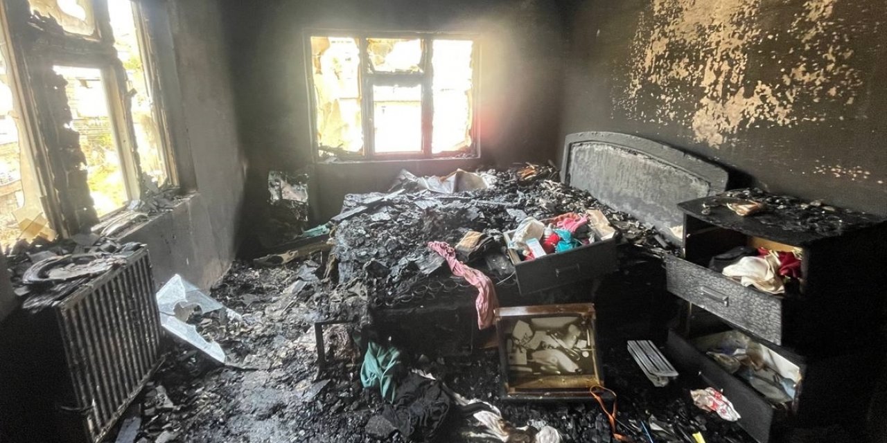 Hakkari'de bir apartman dairesinde çıkan yangın kontrol altına alındı