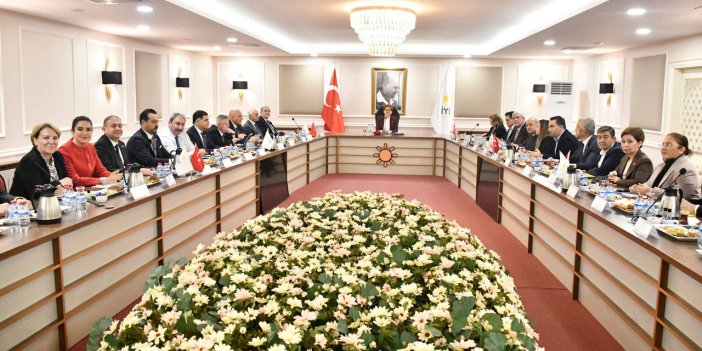 İYİ Parti'de kritik toplantılar: CHP'nin 'işbirliği' teklifi görüşülüyor