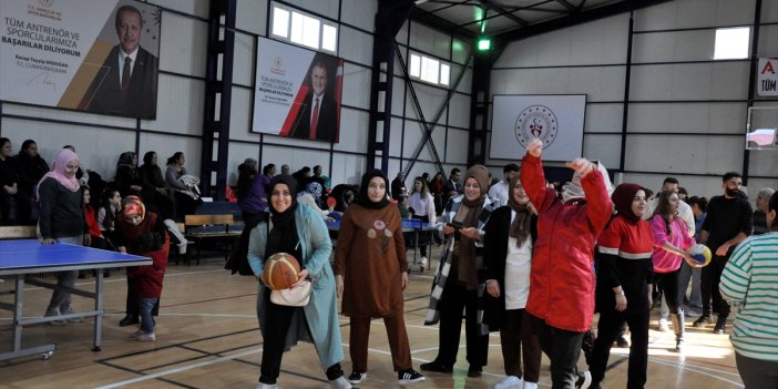 Çukurca'da "Kadınlar Spor Yapıyor" etkinliği düzenlendi