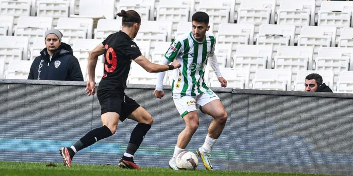 Seyircisiz maçta Vanspor evinde Bursaspor'u 3-0 yendi
