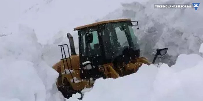 Yüksekova'da 7 metre karla mücadele