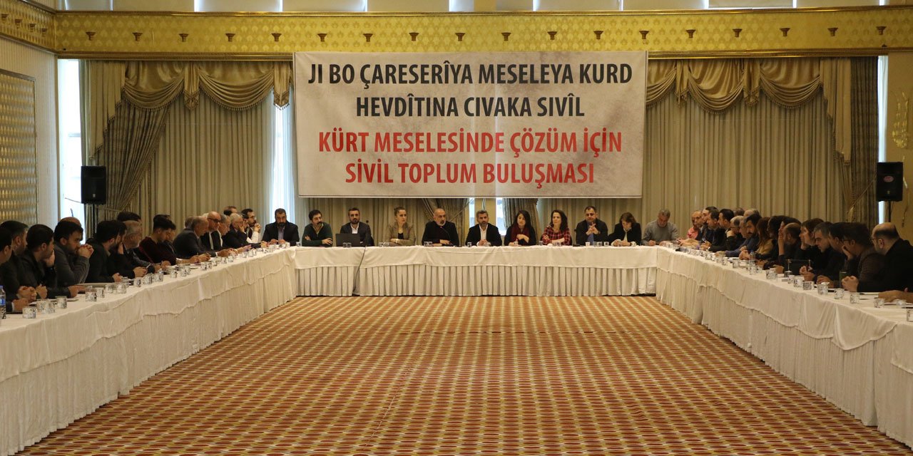 Diyarbakır'da ‘Kürt sorununa çözüm’ toplantısı