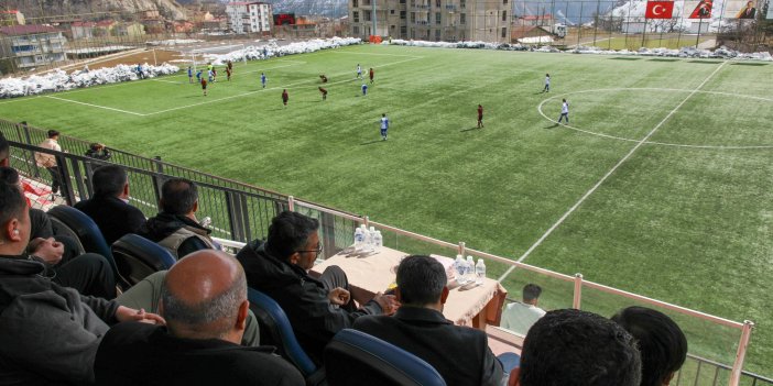 Yüksekova Belediyespor 6 golle kazandı