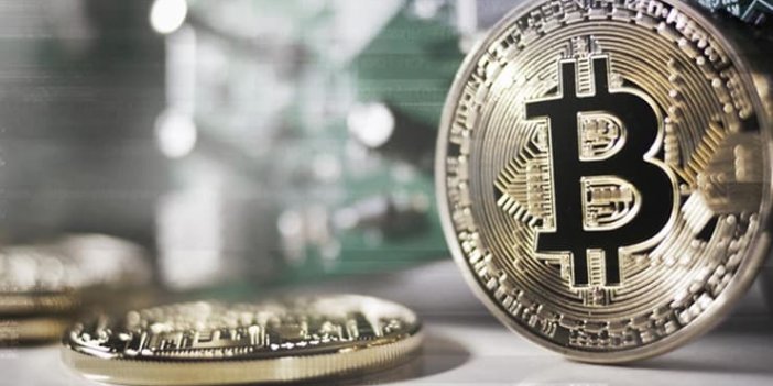 Bitcoin tarihinin en yüksek seviyesini gördü: 70 bin dolar
